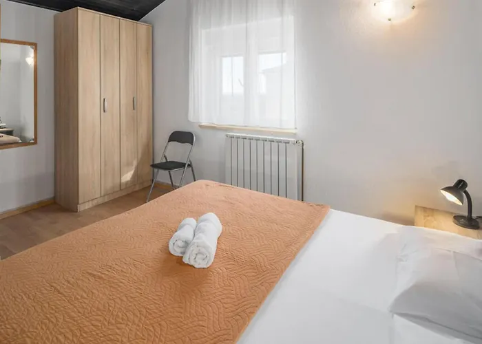 Leko By Interhome Apartman Porec