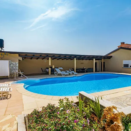 Apartament Leko By Interhome