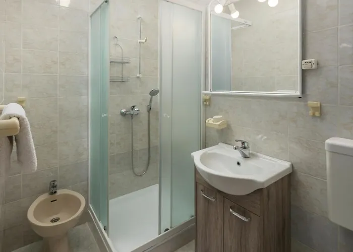 Leko By Interhome